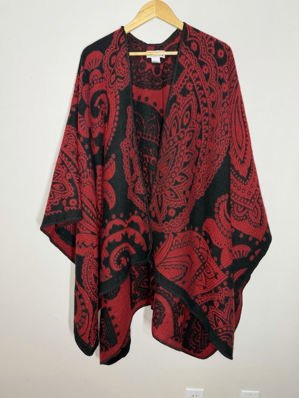 Papillion Open Front Poncho Shawl Red Black Paisley Jacquard Cozy Draped
